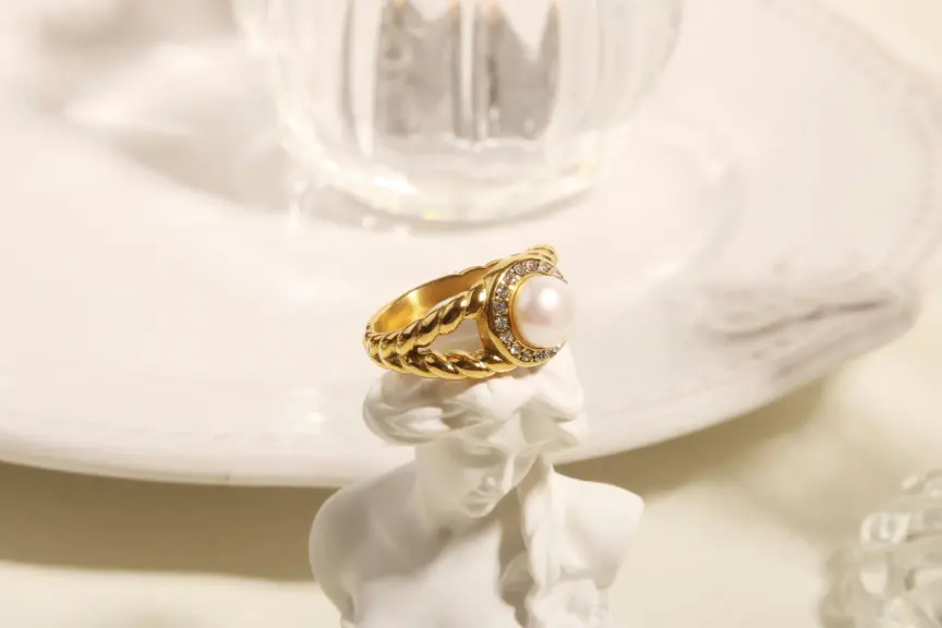 livke blog how to protect jewelry